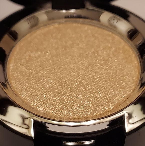 MAC Dazzleshadow Extreme Eye Shadow *KISS OF KLIMT* / .05 oz / New in box - Picture 3 of 5